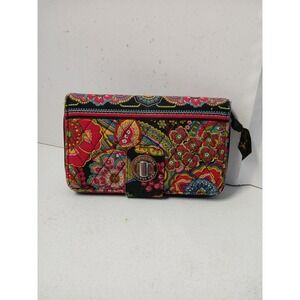Vera Bradley Turn Lock Wallet Quilted Paisley Floral Zip Compartment‎